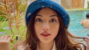 5 Potret Malika Bestari yang Disebut Pacar Baru Afgan, Rossa Ngaku Selama Ini Hanya Sahabatan 5 Potret Malika Bestari yang Disebut Pacar Baru Afgan, Rossa Ngaku Selama Ini Hanya Sahabatan