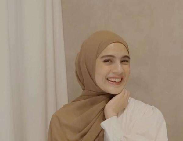 Biodata dan Profil Nycta Gina yang Terkenal dengan Sosok Jeng Kelin Biodata dan Profil Nycta Gina yang Terkenal dengan Sosok Jeng Kelin