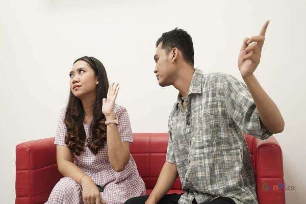 3 Cara Menghadapi Pacar punya Sifat Kekanak-kanakan 3 Cara Menghadapi Pacar punya Sifat Kekanak-kanakan