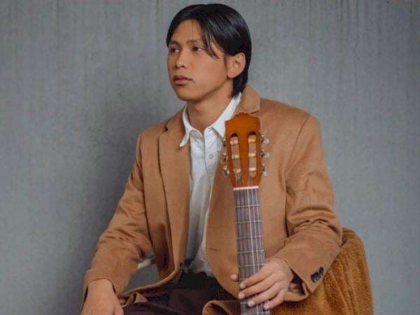 5 Lagu Populer yang Dibawakan Danar Widianto, Sudah Dengar Semuanya? 5 Lagu Populer yang Dibawakan Danar Widianto, Sudah Dengar Semuanya?