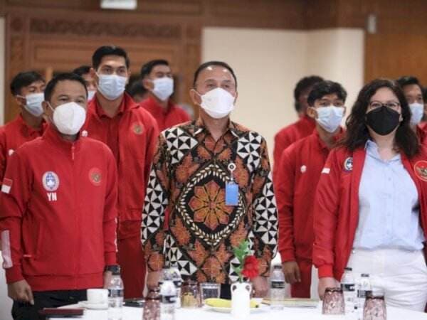 Ketum PSSI Iwan Bule Disebut Tokoh Utama Kemenangan Indonesia atas Kuwait, Netizen Geram