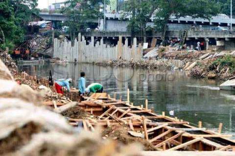 5 Sungai Terpanjang di Jakarta dan Sekitarnya, Nomor Terakhir Sampai 120 Kilometer 5 Sungai Terpanjang di Jakarta dan Sekitarnya, Nomor Terakhir Sampai 120 Kilometer