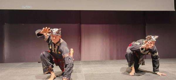 Macam – Macam Sikap Dasar dalam Pencak Silat Macam – Macam Sikap Dasar dalam Pencak Silat