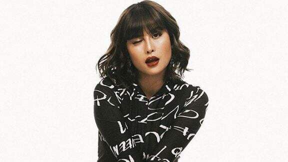 Angkat Bicara soal Nasi Padang Babi, Awkarin Beri Pernyataan Menohok: Dosa Masa Setengah-setengah Angkat Bicara soal Nasi Padang Babi, Awkarin Beri Pernyataan Menohok: Dosa Masa Setengah-setengah