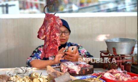 In Picture: Penjualan Daging Sapi Menurun Imbas Wabah PMK