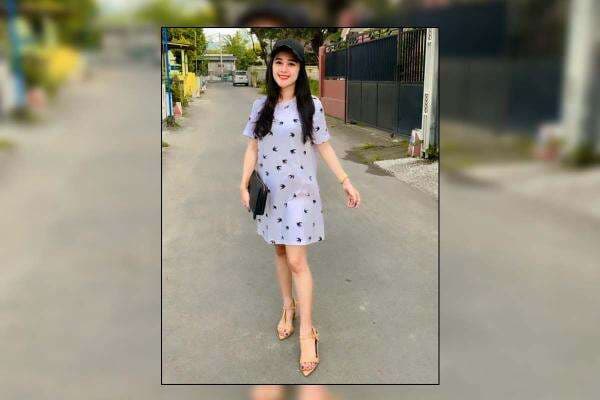 Vivi Artika, Bidadari Kediri Berparas Cantik Buat Susah Move On Vivi Artika, Bidadari Kediri Berparas Cantik Buat Susah Move On