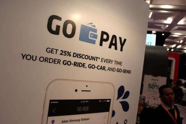 4 Cara Isi Saldo GoPay dengan Layanan BCA Termudah 4 Cara Isi Saldo GoPay dengan Layanan BCA Termudah