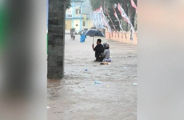 Diguyur Hujan, Ruas Jalan-Permukiman di Kotabaru Kebanjiran!