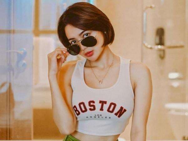 Wika Salim Pamer Rambut Basah Habis Keramas, Kumis Tipisnya Bikin Gak Tahan Wika Salim Pamer Rambut Basah Habis Keramas, Kumis Tipisnya Bikin Gak Tahan