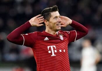 Robert Lewandowski Diisukan ke Barcelona, Bayern Munich Tak Khawatir