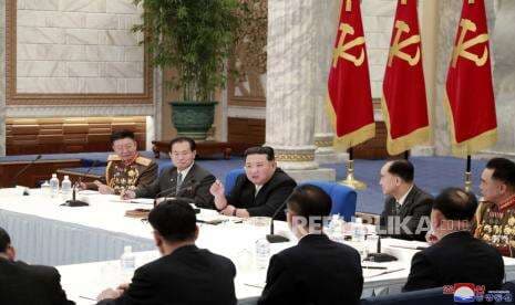 Kim Jong-un Perintahkan Penguatan Pertahanan Negara