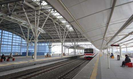 Integrasikan Pelayanan Tiket KRL, KCI-Gojek Luncurkan Aplikasi Go Transit