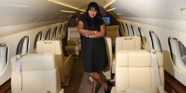 Mengenal Kanika Tekriwal, Wanita Pemilik 10 Jet Pribadi Di Usia 32 Tahun
