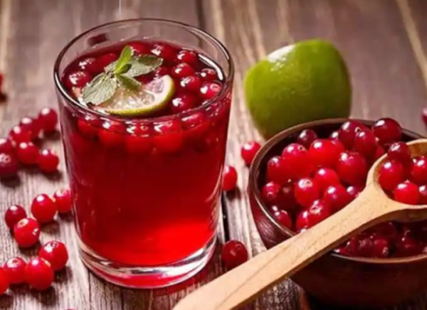 Manfaat Kesehatan Jus Cranberry: Mengurangi Risiko Infeksi Urine Hingga Mencegah Rambut Rontok