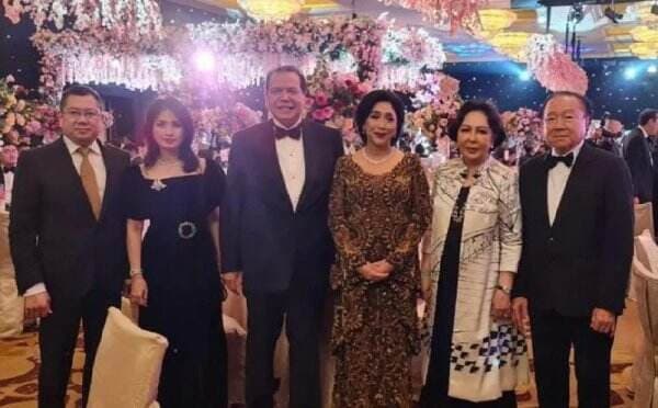 Hadiri Resepsi Pernikahan Putri Tanjung, Hary Tanoesoedibjo Doakan CT Cepat Punya Cucu