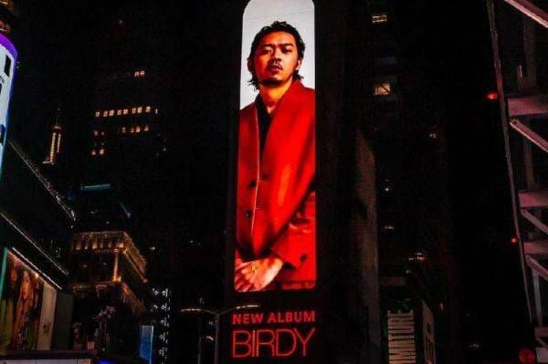 Keren! Wajah Pamungkas Terpampang di New York Times Square: Tak Pernah Aku Bayangkan Sebelumnya Keren! Wajah Pamungkas Terpampang di New York Times Square: Tak Pernah Aku Bayangkan Sebelumnya