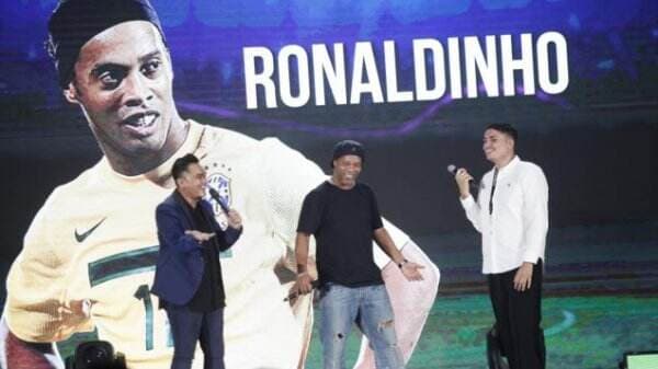 Terlampau Serius, Penonton Sebut Trofeo Bareng Ronaldinho Salah Konsep
