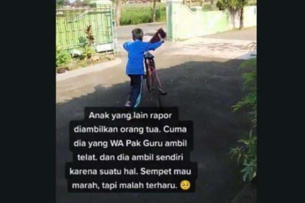 Viral! Anak SD Ambil Rapor Kenaikan Kelas Sendirian Tanpa Didampingi Orangtua, Netizen Ikut Simpati Viral! Anak SD Ambil Rapor Kenaikan Kelas Sendirian Tanpa Didampingi Orangtua, Netizen Ikut Simpati