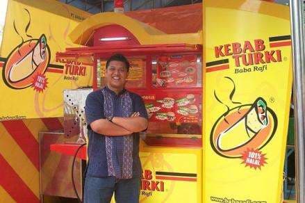 Kisah Sukses Hendy Setiono, Pemilik Kebab Baba Rafi yang Awali Usaha dari Sebuah Gerobak
