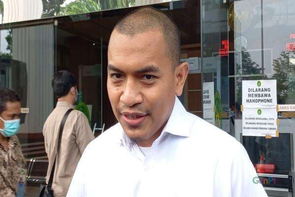 Outlet Holywings Ditutup Pemprov DKI, Aziz Yanuar Ucapkan Syukur Outlet Holywings Ditutup Pemprov DKI, Aziz Yanuar Ucapkan Syukur