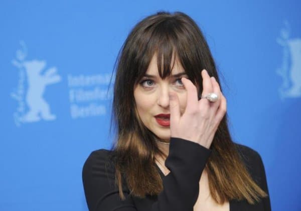 Dakota Johnson Ceritakan Pengalaman di Film Fifty Shades of Grey, Sebut Beberapa Hal Tidak Berjalan Sesuai Rencana