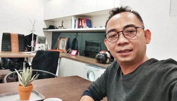 Eko Kuntadhi Samakan Kasus Hollywings dengan Kasus Stupa Roy Suryo