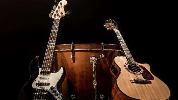 Ini Perbedaan Gitar dan Bass, Mirip Tapi Tak Sama! Ini Perbedaan Gitar dan Bass, Mirip Tapi Tak Sama!