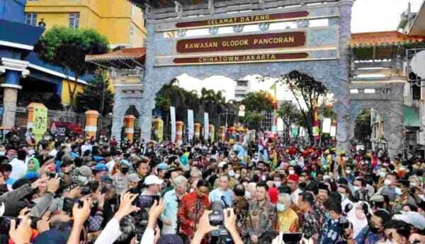 Anies Resmikan Gapura Chinatown, Kuatkan Unsur Keberagaman Budaya dan Tradisi Jakarta