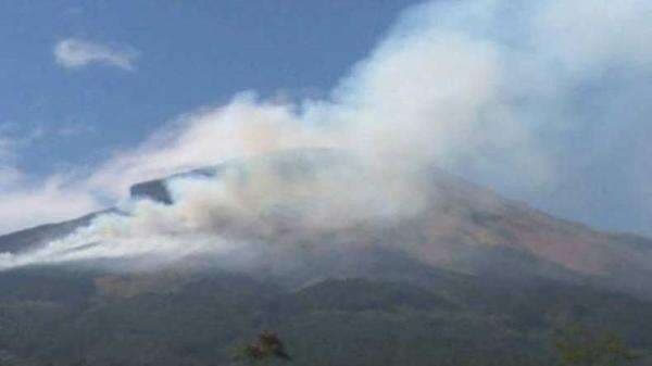 5 Fakta Gunung Sindoro yang Harus Diketahui Pendaki 5 Fakta Gunung Sindoro yang Harus Diketahui Pendaki