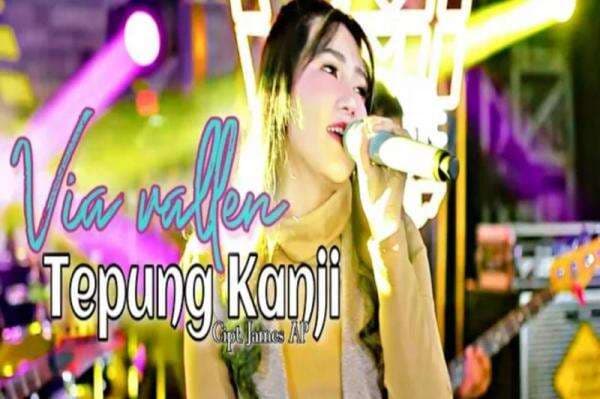 Lirik Lagu Aku Ra Mundur (Tepung Kanji) dan Terjemahan oleh Via Vallen Lirik Lagu Aku Ra Mundur (Tepung Kanji) dan Terjemahan oleh Via Vallen