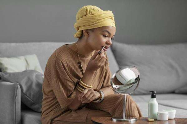 Doa Buka Aura Kecantikan agar Wajah Cantik dan Bersinar, Bikin si Dia Jatuh Hati Doa Buka Aura Kecantikan agar Wajah Cantik dan Bersinar, Bikin si Dia Jatuh Hati