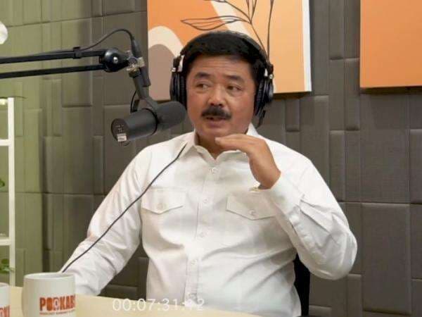 Kisah Menteri Hadi Tjahjanto Jualan Pisang Goreng Saat Ayahnya Terlilit Utang Rentenir Kisah Menteri Hadi Tjahjanto Jualan Pisang Goreng Saat Ayahnya Terlilit Utang Rentenir