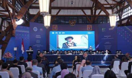 Peringatan 102 Tahun Perguruan Tinggi Teknik di Indonesia (PTTI), ITB Anugerahkan 19 Penghargaan