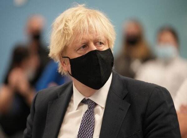Dua Menteri Mundur, Jabatan PM Inggris Boris Johnson di Ujung Tanduk