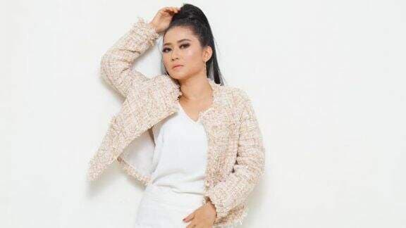 Ungkap Pernah Alami Hal yang Tak Mengenakan Saat Bertemu Fuji, Tiara Marleen: Ih, Siapa Lo? Ungkap Pernah Alami Hal yang Tak Mengenakan Saat Bertemu Fuji, Tiara Marleen: Ih, Siapa Lo?