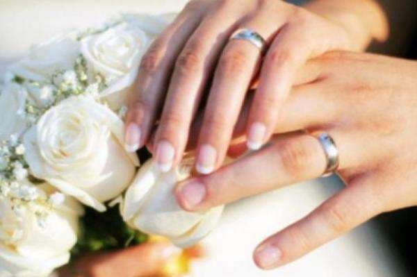 15 Ucapan Selamat Menikah Lucu tapi Penuh Makna, Cocok untuk Dikirim ke Sahabat 15 Ucapan Selamat Menikah Lucu tapi Penuh Makna, Cocok untuk Dikirim ke Sahabat