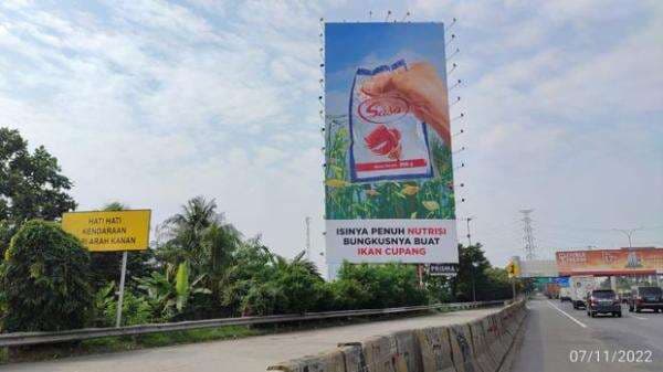Kreatif, Berani, dan Berbeda, Billboard Sasa Curi Perhatian Netizen Ibu Kota Kreatif, Berani, dan Berbeda, Billboard Sasa Curi Perhatian Netizen Ibu Kota