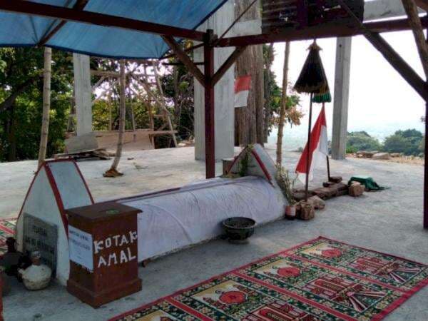 Berada di Atas Bukit, Ternyata Ibunda Gajah Mada Dimakamkan di Sini! Berada di Atas Bukit, Ternyata Ibunda Gajah Mada Dimakamkan di Sini!