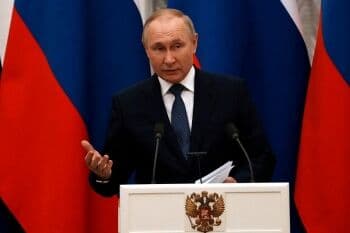 Putin Keluarkan Jalur Cepat untuk Warga Ukraina Pimdah Kewarganegaraan Rusia