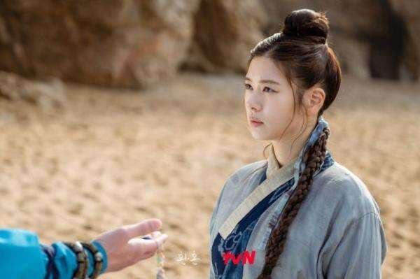 Jung So Min Diisukan Digantikan Go Yoon Jung Jadi Pemeran Utama di Alchemy of Souls, Agensi Buka Suara Jung So Min Diisukan Digantikan Go Yoon Jung Jadi Pemeran Utama di Alchemy of Souls, Agensi Buka Suara