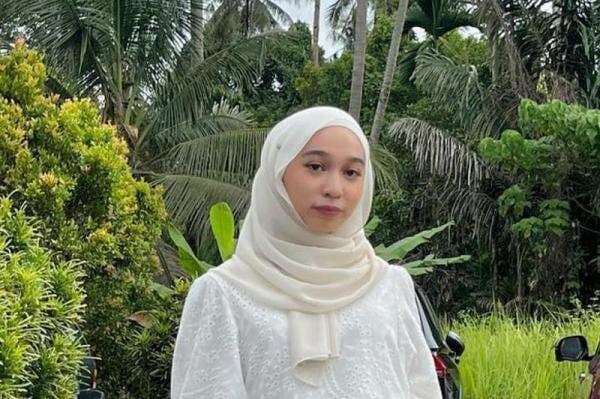 Biodata dan Profil Nuha Bahrin, Penyanyi Lagu Casablanca asal Malaysia yang Lagi Viral Biodata dan Profil Nuha Bahrin, Penyanyi Lagu Casablanca asal Malaysia yang Lagi Viral