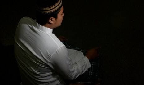 Kisah Si Kaya Raya Pemabuk, Budak Tulus, dan Doa Sufi yang Mustajab Kisah Si Kaya Raya Pemabuk, Budak Tulus, dan Doa Sufi yang Mustajab