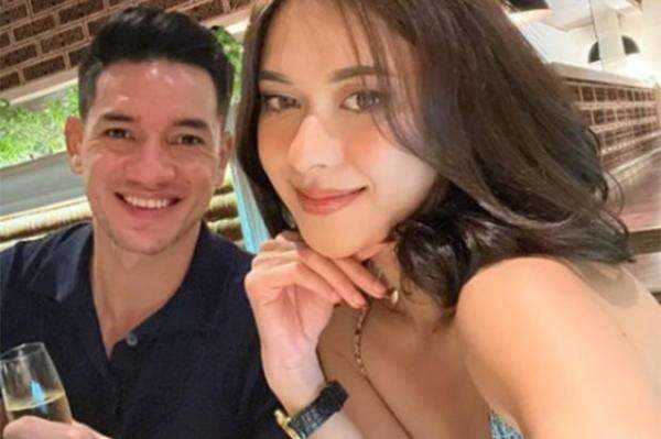 Nana Mirdad dan Andrew White Ungkap Rahasia Pernikahan Awet 16 Tahun Nana Mirdad dan Andrew White Ungkap Rahasia Pernikahan Awet 16 Tahun