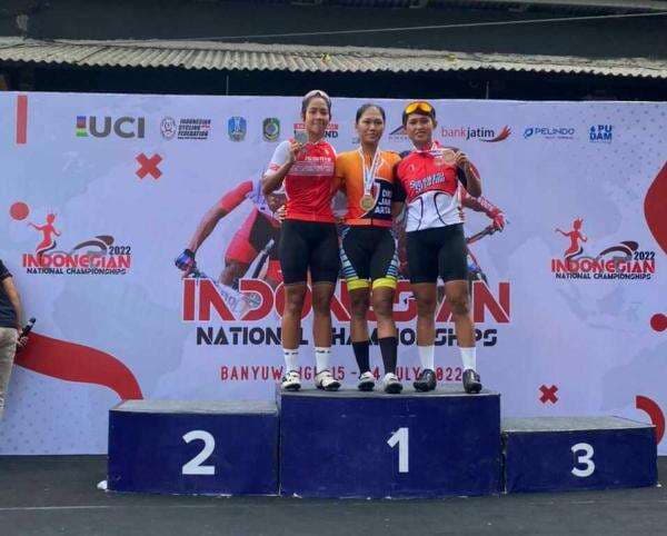 Atlet road bike NTB Raih Dua Medali Perak Atlet road bike NTB Raih Dua Medali Perak