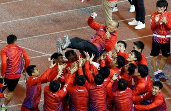 Park Hang-seo Bocorkan Cara Merevolusi Sepak Bola Vietnam, Ada Peran FA Korsel