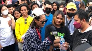 Bonge dan Popularitasnya di Citayam Fashion Week, <i>Mind Blowing!</i> Bonge dan Popularitasnya di Citayam Fashion Week, <i>Mind Blowing!</i>