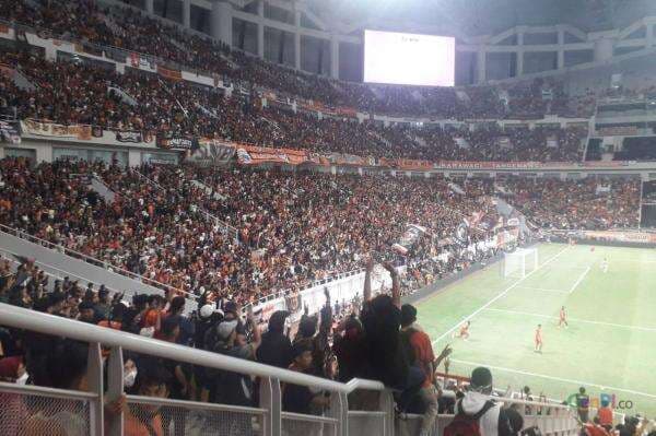 The Jakmania Bikin Pelatih Chonburi FC Kagum, Begini Katanya The Jakmania Bikin Pelatih Chonburi FC Kagum, Begini Katanya