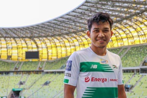 5 Berita Terpopuler: 3 Pemain Muda Potensial Indonesia Tak Punya Klub hingga Vaksinasi Dosis Keempat Segera Dimulai 5 Berita Terpopuler: 3 Pemain Muda Potensial Indonesia Tak Punya Klub hingga Vaksinasi Dosis Keempat Segera Dimulai