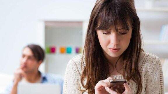 Punya Rasa Insecure Tinggi, 3 Zodiak Wanita Ini Selalu Cemburu pada Teman Wanita Pasangannya, Kamu Termasuk? Punya Rasa Insecure Tinggi, 3 Zodiak Wanita Ini Selalu Cemburu pada Teman Wanita Pasangannya, Kamu Termasuk?