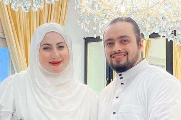 5 Fakta Syech Zaki, Pria Keturunan Arab yang Jadi Suami Tasyi Athasyia 5 Fakta Syech Zaki, Pria Keturunan Arab yang Jadi Suami Tasyi Athasyia